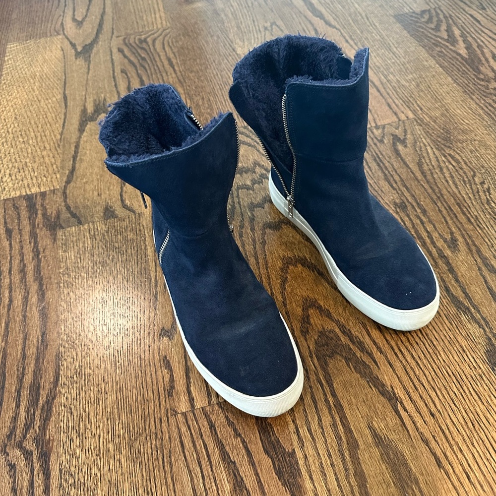 Jslides size 8 sneaker boots in great condition